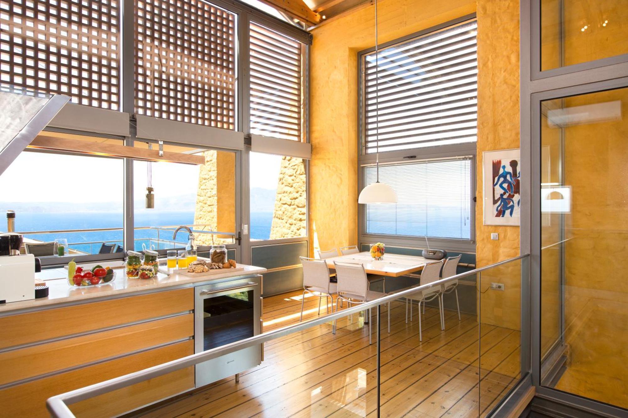 Beachfront Ravdoucha Epavlis Eleni Villa - Pool, Hot Tub, Gym, Sauna, Private Parking, Wifi Chania  Exterior photo